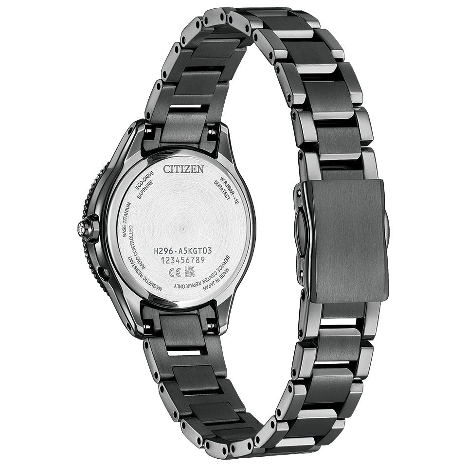 シチズン 腕時計 クロスシー CITIZEN LAYERS of TIME 限定 ティタニアライン daichi collection エコドライブ電波 EE1008-56E