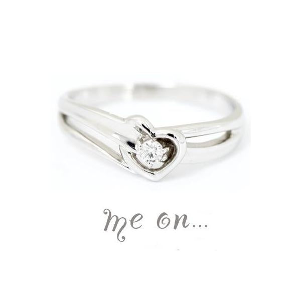 me on... 心に流れるラブソング18金 18K ダイヤモンド・ハートリバーピンキーリング
