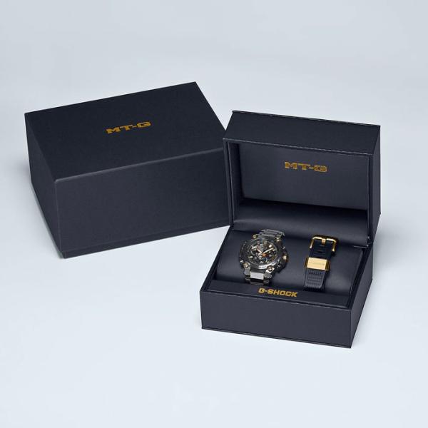 G-SHOCK ジーショック 腕時計 スマートフォンリンク電波ソーラー カーボン強化樹脂ケース MTG-B3000BDE-1AJR 交換ウレタンバンド付 メンズ 国内正規品