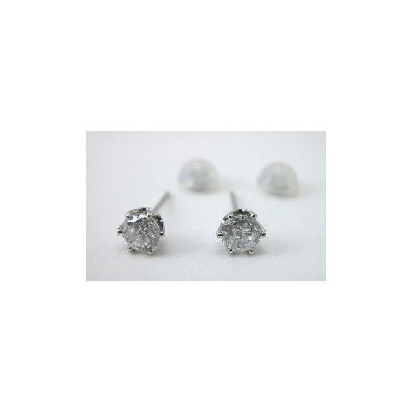 プラチナ ダイヤモンドスタッドピアス 0.65ct