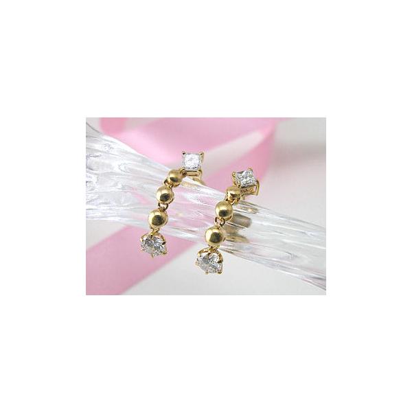 K18 ダイヤモンドピアス プリンセス&ラウンドブリリアントカット D,0.62ct