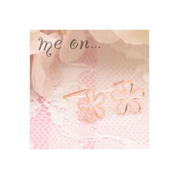【me on...】K10ピンクゴールド(PG)丸みを帯びたロマンチックスイートオープンフラワー・プチピアス